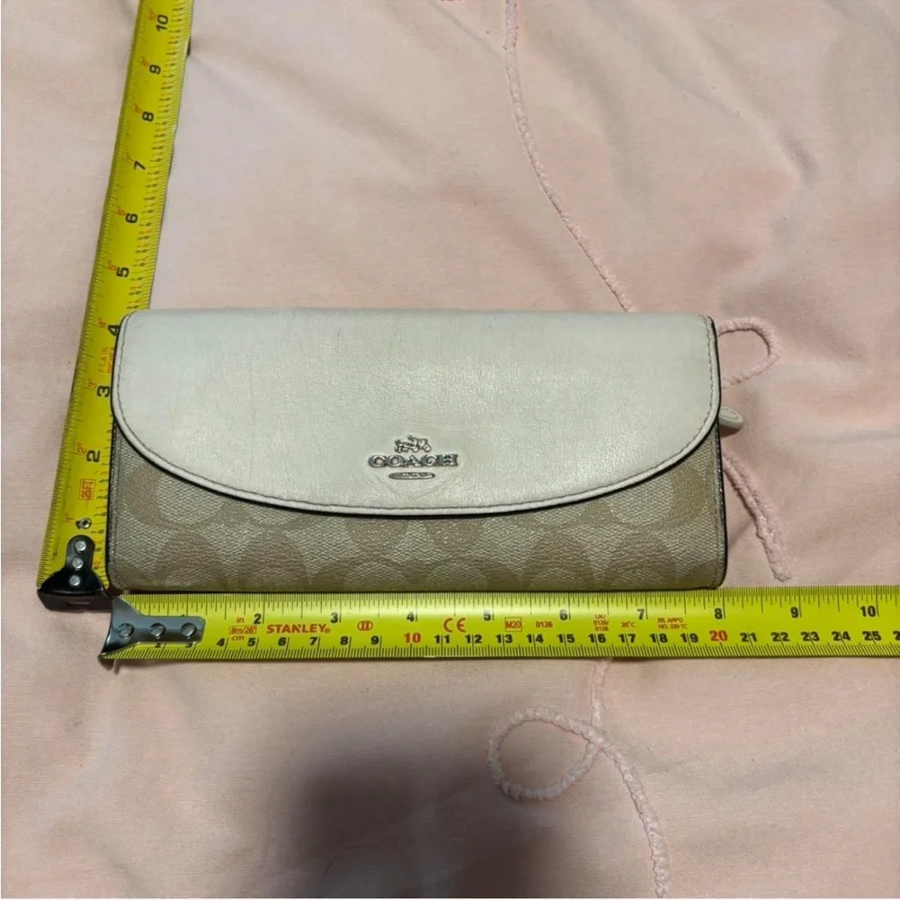 Authentic Coach monogram wallet 💵 - Picture 8 of 8